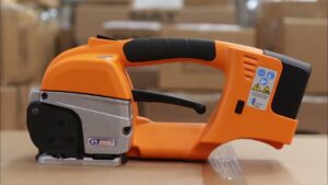 Tendireggia a batteria: efficienza e velocità nella reggiatura industriale